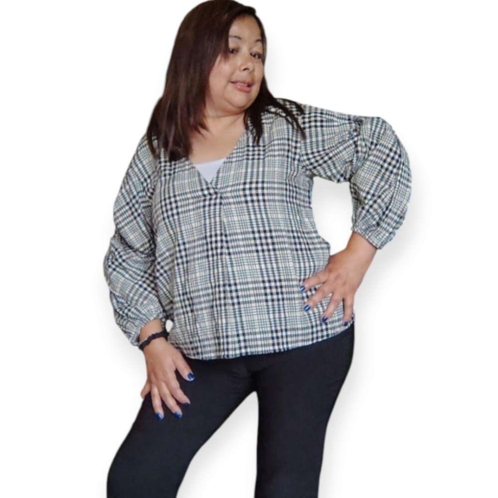 Zara Women's small Ruffled Sleeve Black and Cream Plaid Top